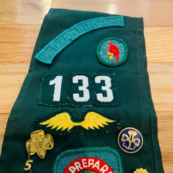 COPY - Vintage Girl Scout Sash with Tons Of Merit Badge Patches - Picture 6 of 9